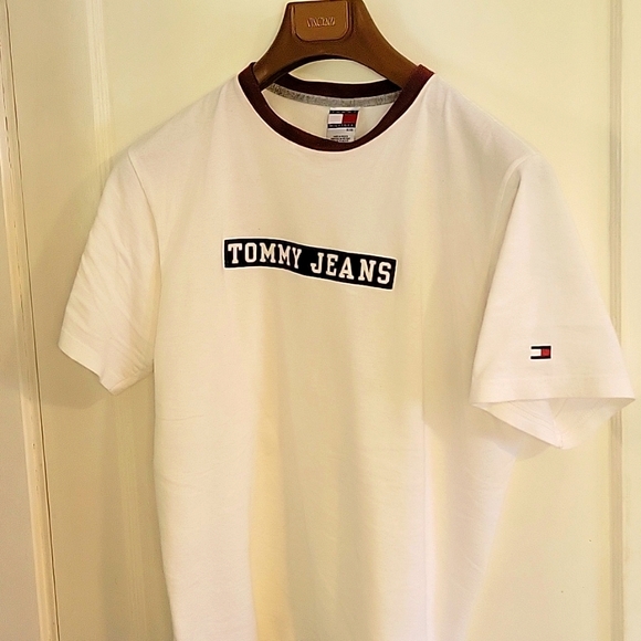 Tommy Hilfiger Other - Tommy Hilfiger T shirt